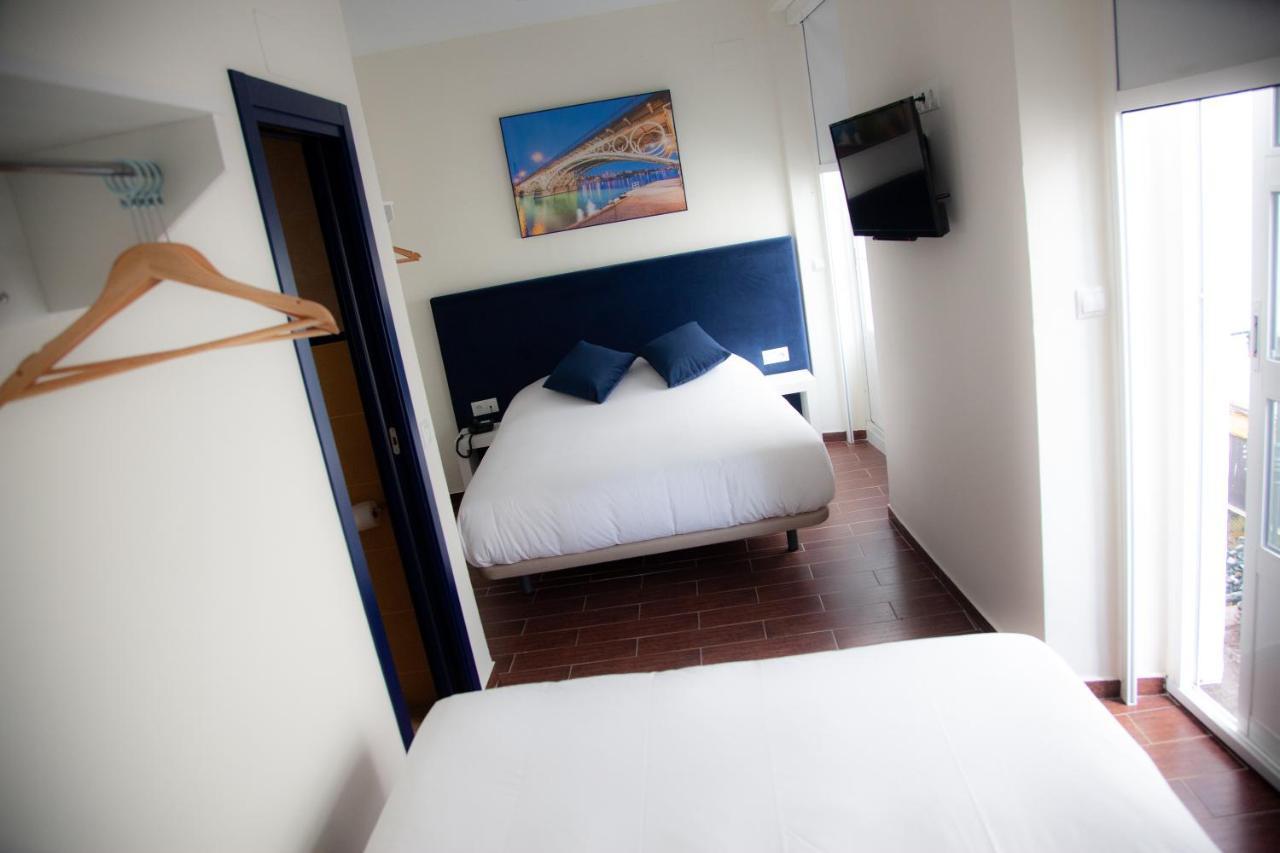 Hotel Noches En Triana Siviglia